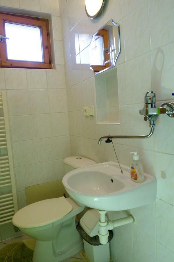 Apartman Pri Zamocku Bešeňová Zewnętrze zdjęcie